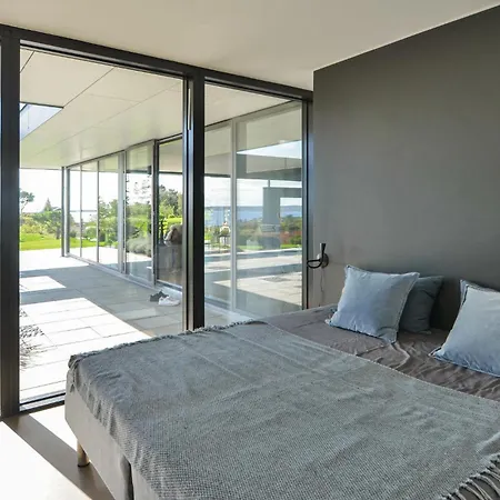 Nice In With 3 Bedrooms And Wifi Semesterbostad *
